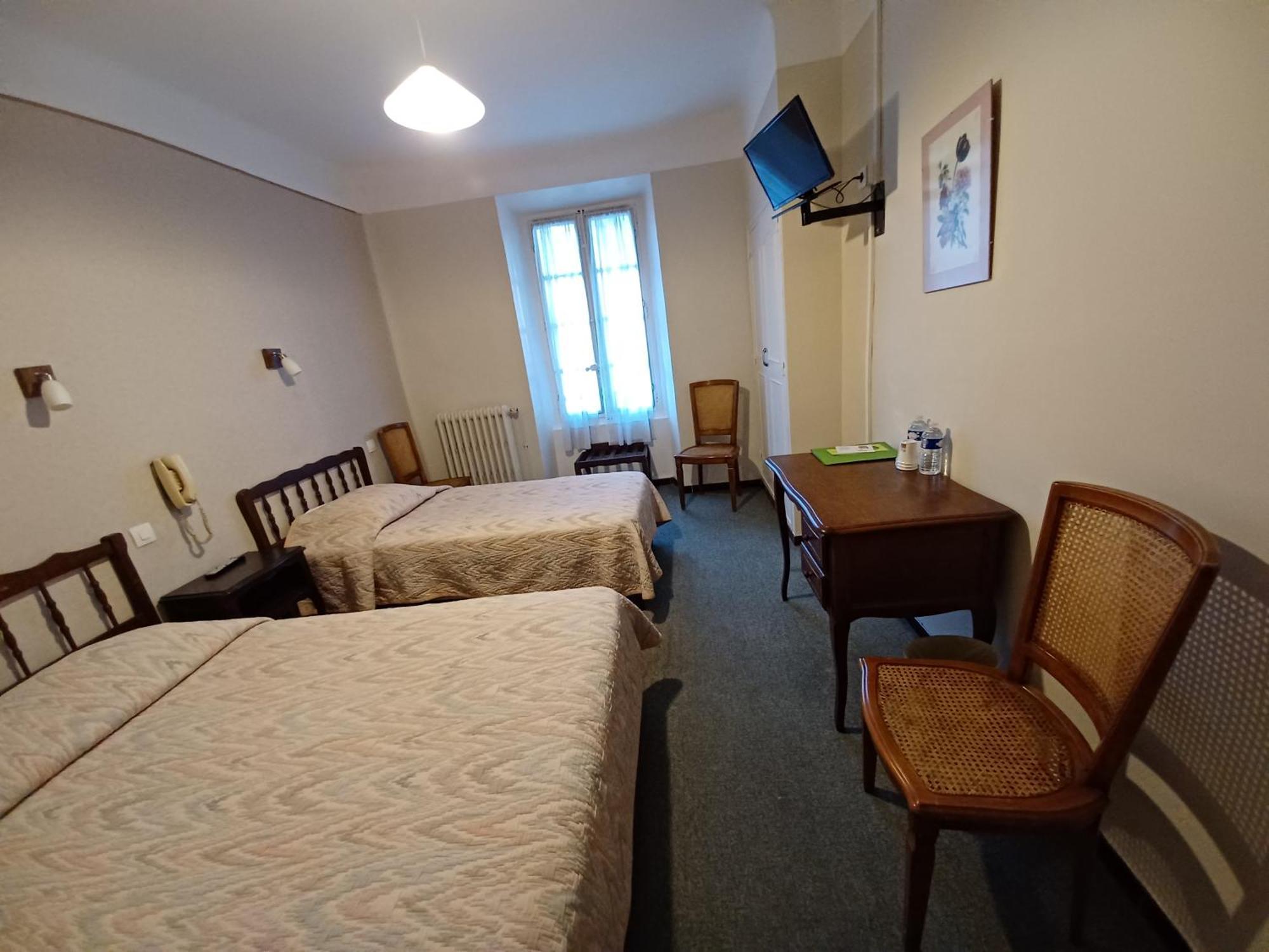 Logis Hotel Du Pont D'Or Barjols Extérieur photo